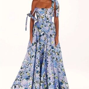 Kacey Hydrangea Printed Strap Maxi Dress